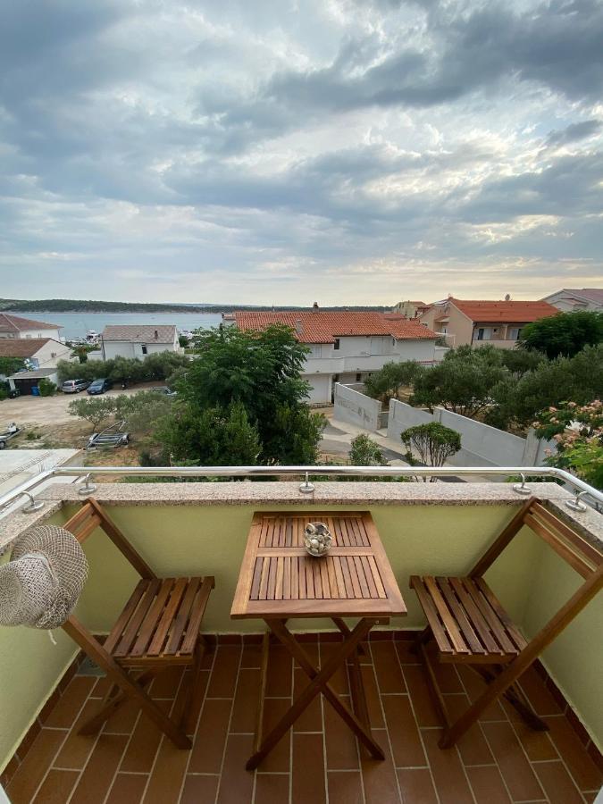 Apartmani Begic 1 i 2 Barbat na Rabu Exterior foto